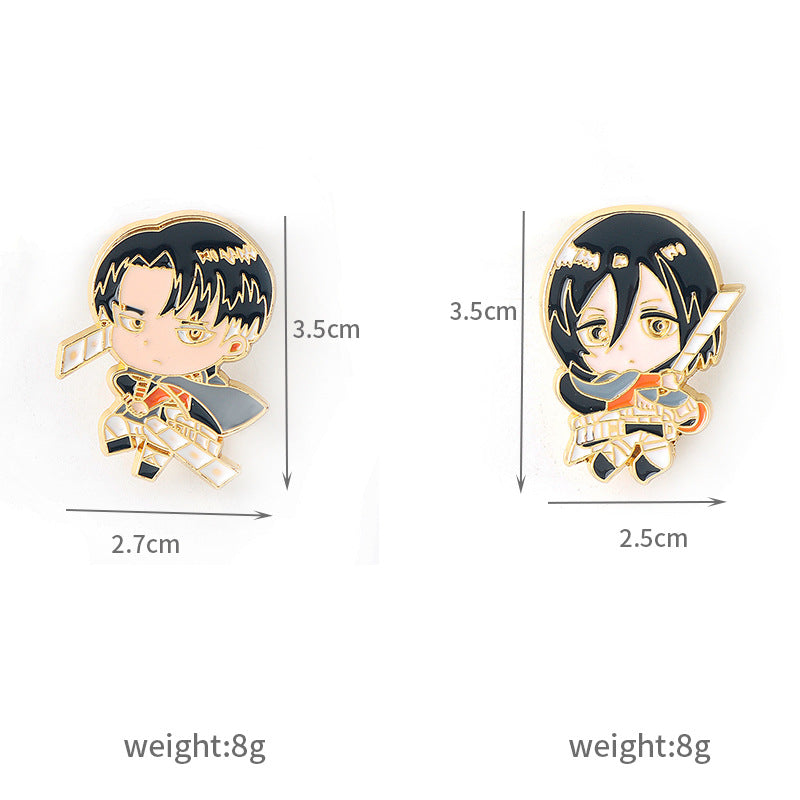 Set di Spille Metalliche di Attack on Titan Mikasa Ackerman e Levi 2 pezzi