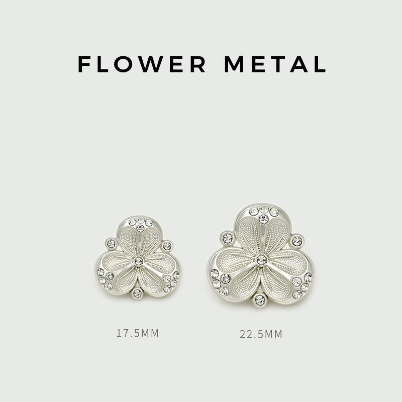 Boutons en métal ornés de perles argentées en forme de fleur 17,5/22,5 mm 12 pièces