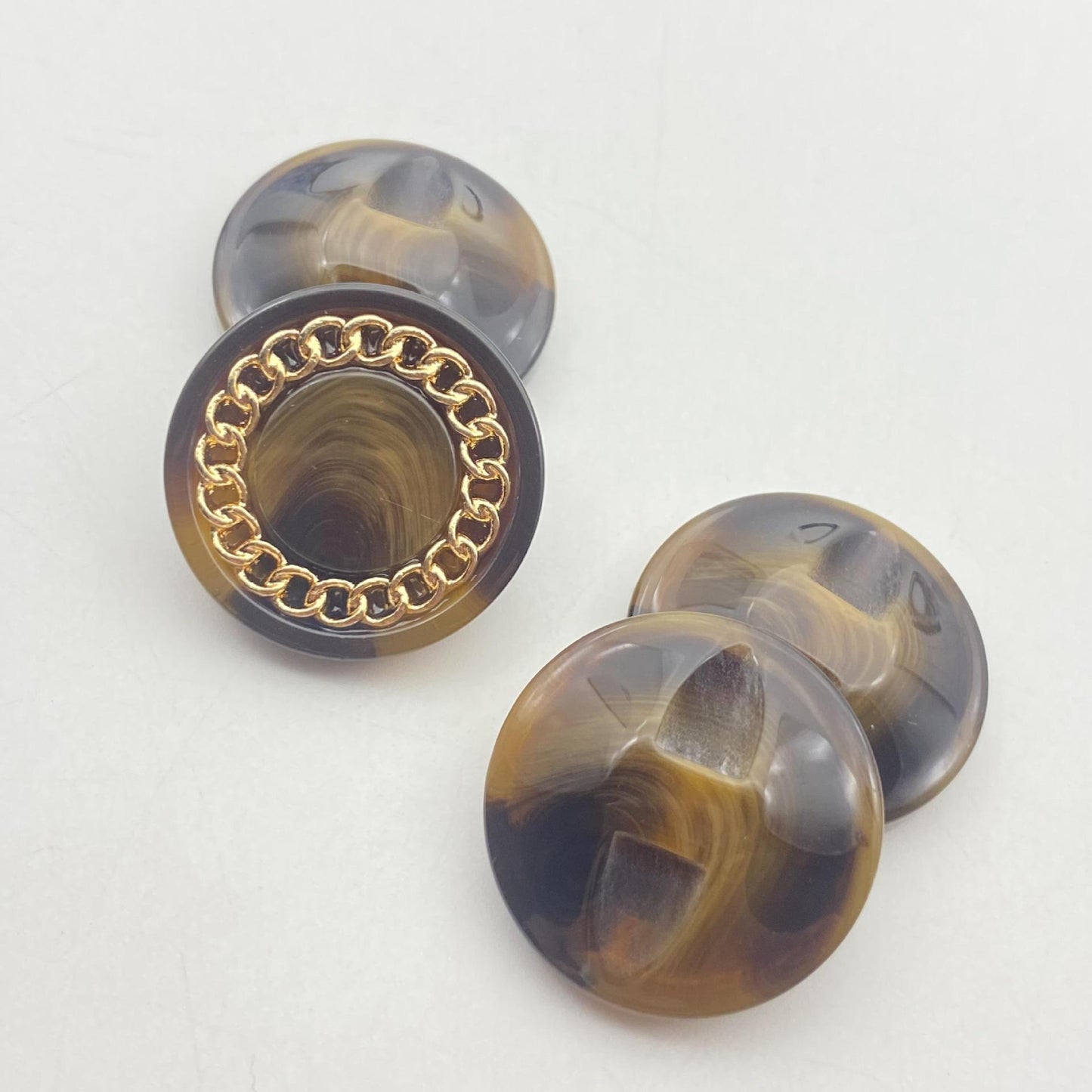 Boutons en résine en maille chaîne dorée de 25 mm avec tige cachée, pack de 48