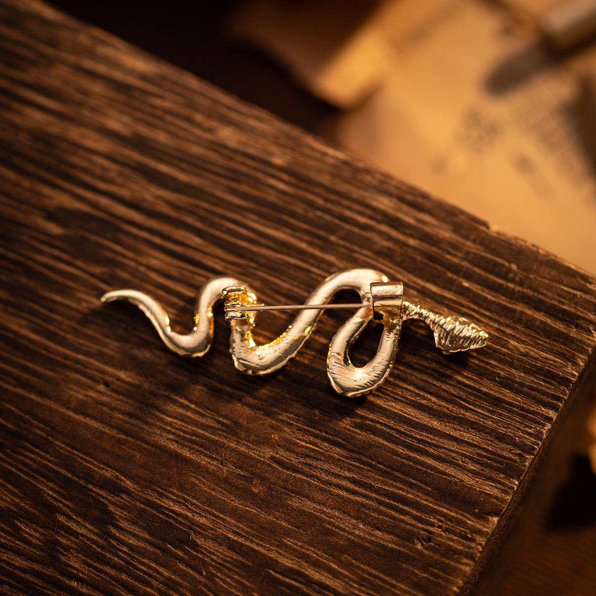 Snake Badge Women's Trendy Clothing Decorative Pin Brooch 4PCS