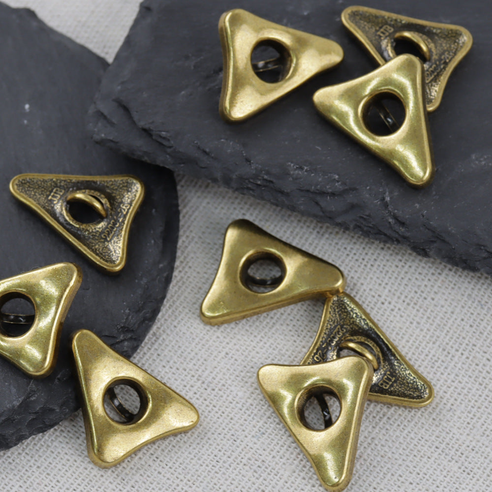 18/21/26mm Triangular Gold and Silver Alloy Hand-sewing Buttons for Suits Coats 12pcs