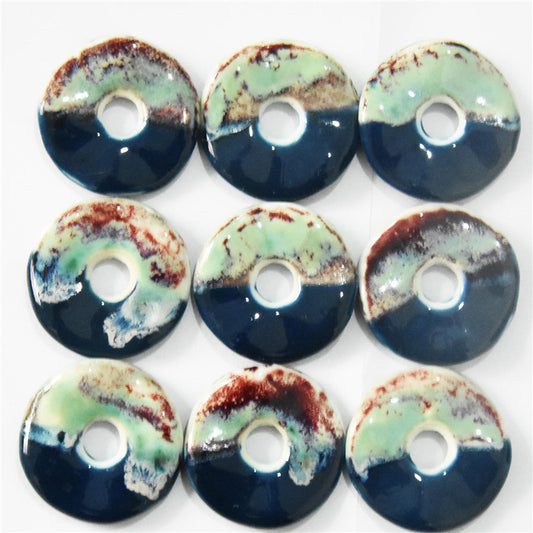 40mm Round Red and Green Contrasting Color Ceramic Ornament Pendant 10pcs