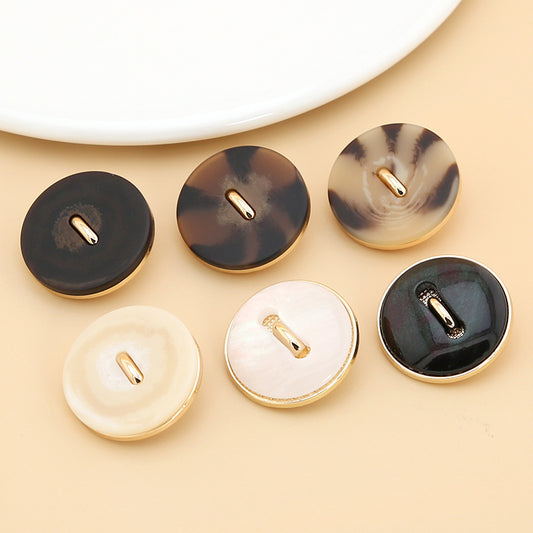 16/21/25mm Brown Resin Coat Buttons with Metal Bases Shanks 15 Pack