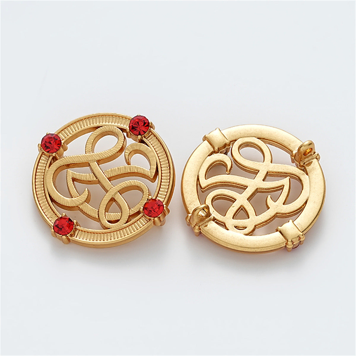 Bouton en métal rond creux cousu à la main en diamant rouge chinois de 23 mm, 5 pièces