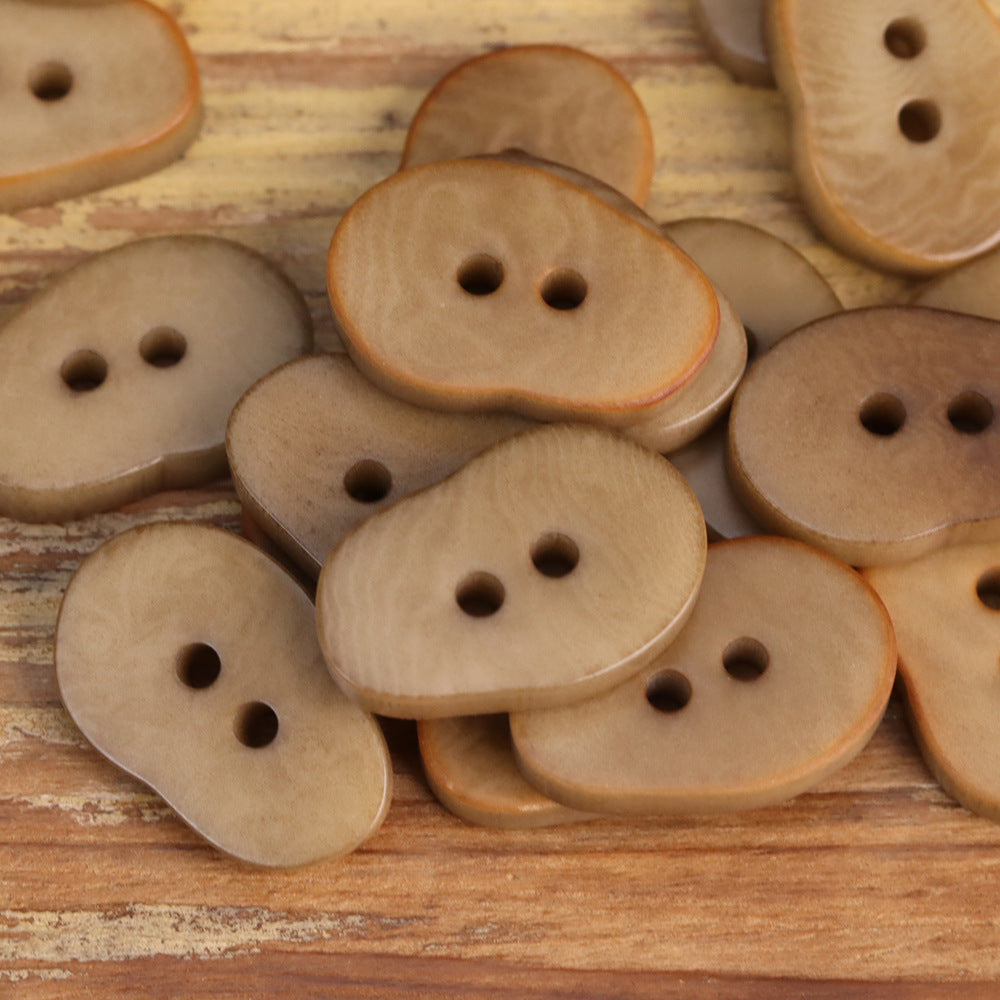 Peanut-Shaped Natural Fruit Buttons for Children's Cardigans 20 Pack