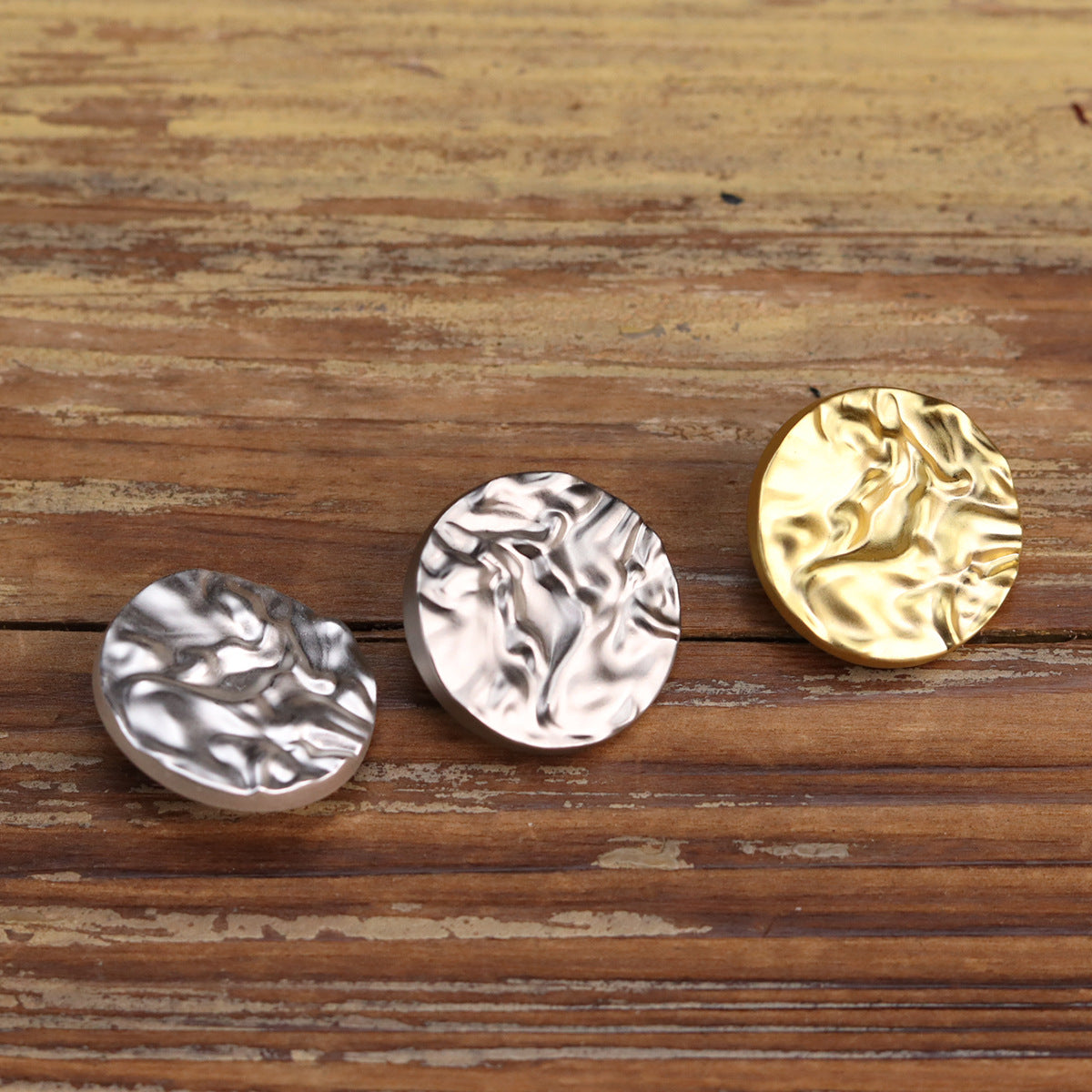 Wavy Silver Matte Gold Round Metal Hand-Sewn Buttons 15 Pack