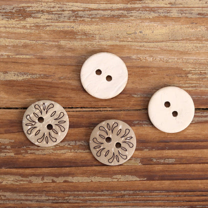 20-24L Natural Thickened White Laser Wooden 2 Hole Buttons 40 Pack