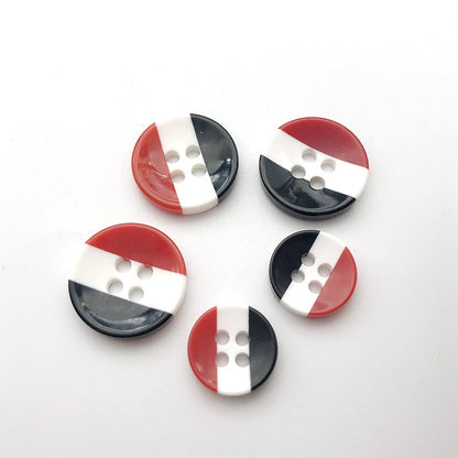 Boutons de chemise en résine rayés rouge, blanc et noir de 18 mm, 100 pièces