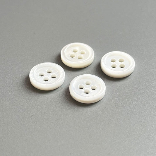 14L-24L Round Edge Four-Hole Natural White Pearl Shell Buttons 40pcs