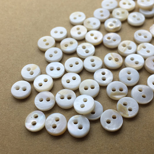 7.5/10/11.5mm Round 2-Hole Natural White Mini Shell Buttons 40pcs