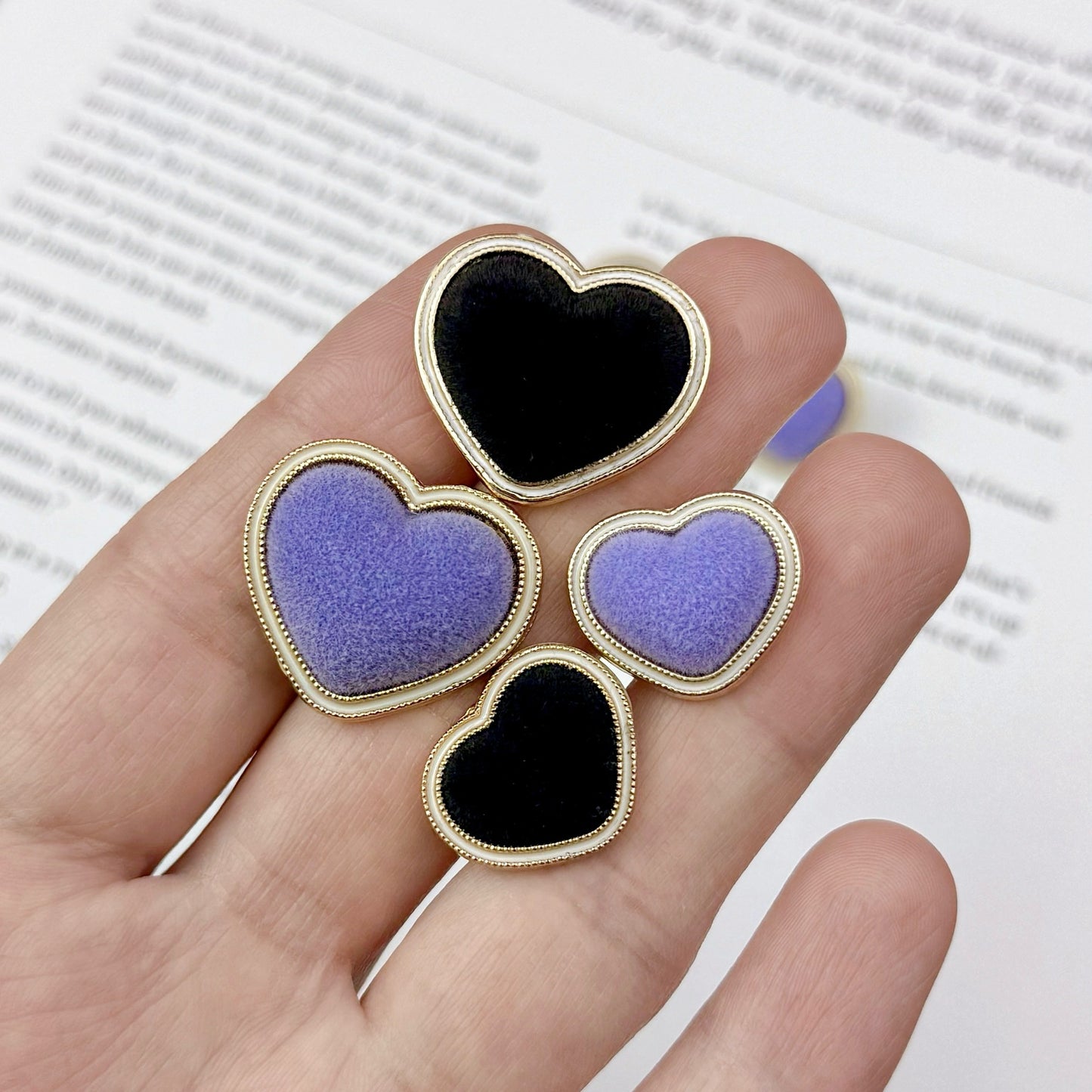 Purple & Black Flocked White-Edge Heart Metal Buttons 20pcs