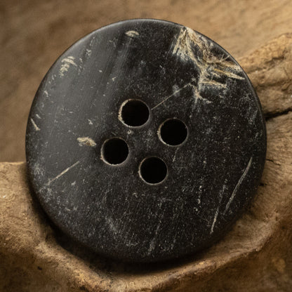 Boutons en corne noire rugueux et inégaux de 11,5-30 mm, 10 pièces