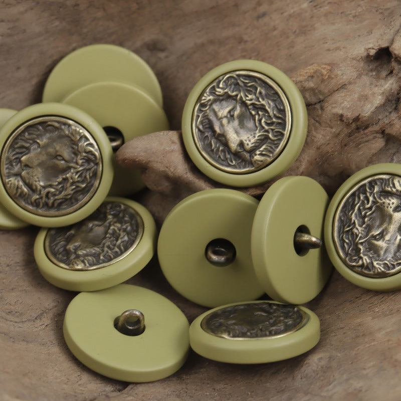 Round Resin Button with Inlaid Bronze-Colored Lion King Metal Pattern 10pcs