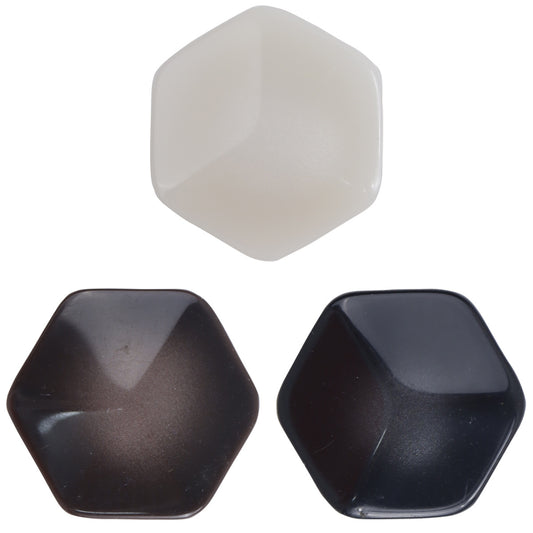 Boutons en résine hexagonaux blancs, bruns et noirs de 15 mm à 30 mm - Pack de 30