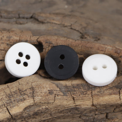 11.5mm Round Black and White Resin Buttons for Casual Shirts 90 Pack