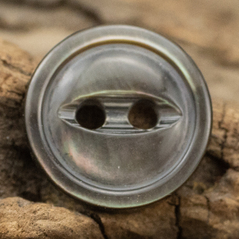 11,5 mm fisheye-design naturliga pärlskalknappar för silkesskjortor, 10 st