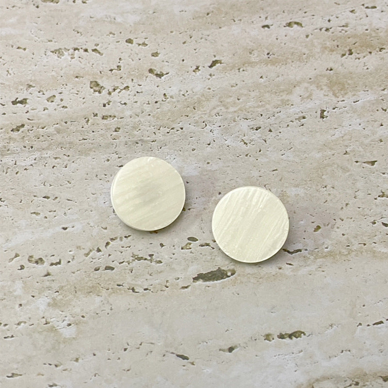 Botones de resina plana beige de 10-18 mm con ganchos de metal para camisas, cárdigans y suéteres