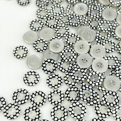 13mm Runde Polka Dot Svart og Hvit To-Hulls Harpiks Knapper for Skjorter 50stk