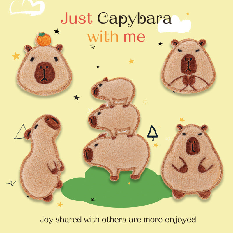 Selbstklebende braune Capybara gestickte Patches 5er Pack