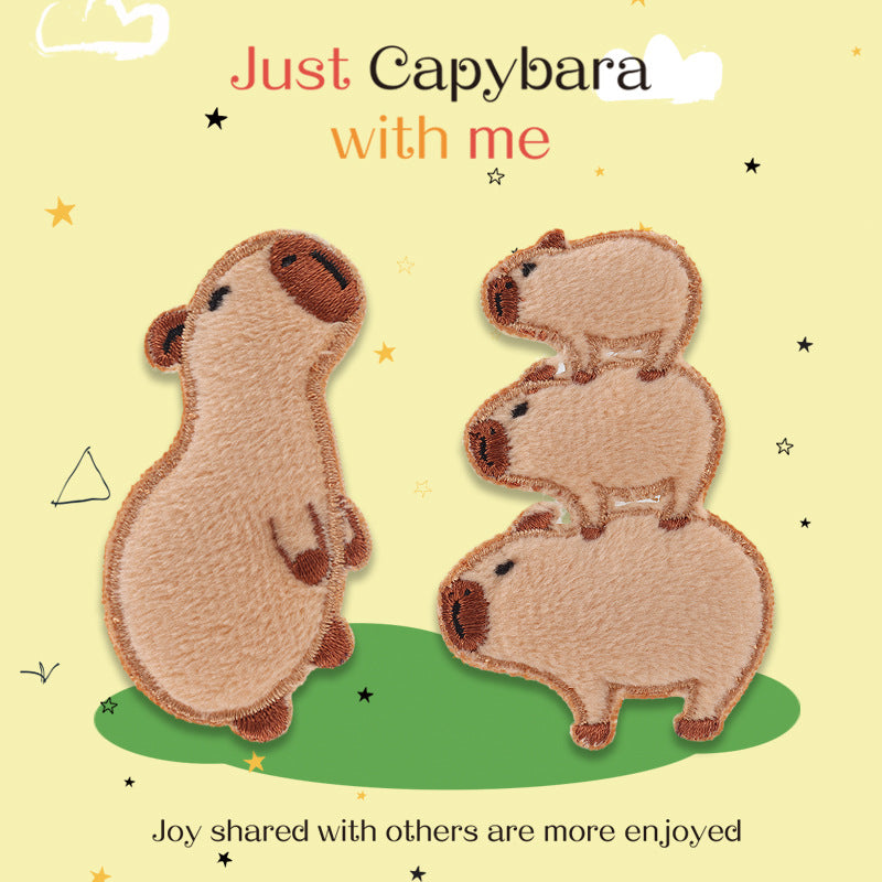 Selbstklebende braune Capybara gestickte Patches 5er Pack